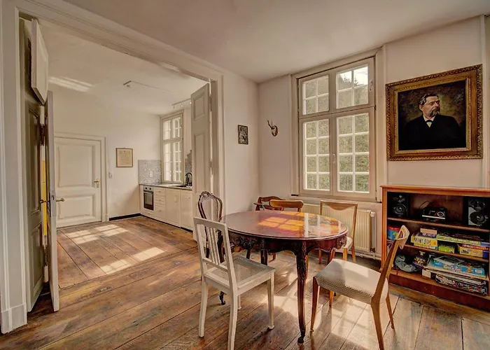 Haus Barkhausen * 蒙绍